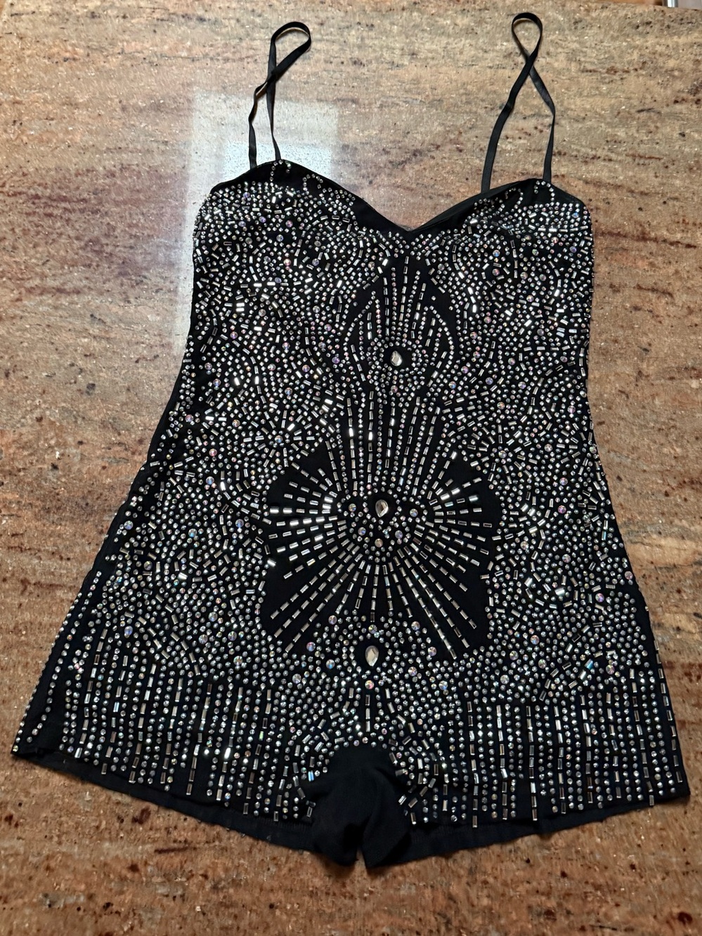 NWOT Amazing Lace Romper 🪩 - Picture 4 of 13